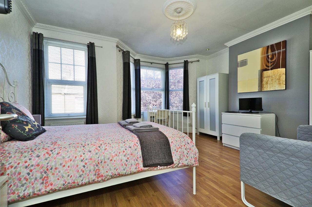 Ceres Lodge Plumstead  Esterno foto